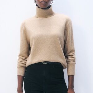 White & Warren Cashmere Sweater
